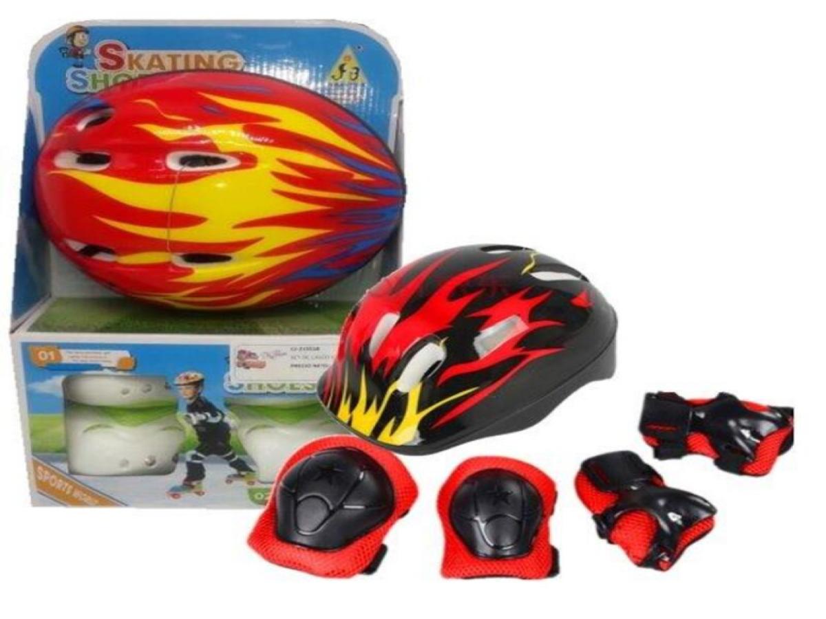 LOTE 108: MIX TRISCOOTER, BICICLETA SIN PEDALES, CASCO Y PROTECCIONES