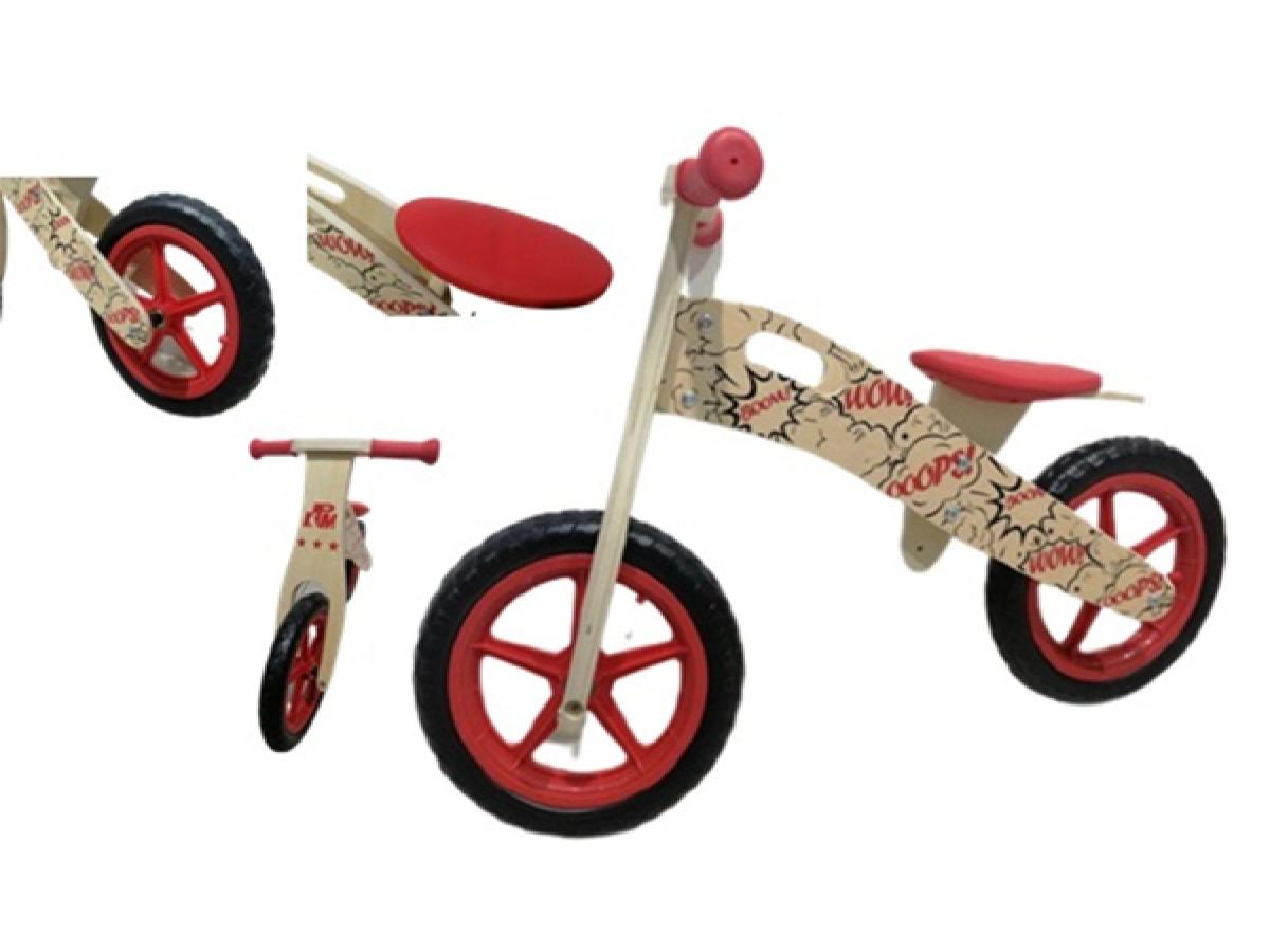 LOTE 108: MIX TRISCOOTER, BICICLETA SIN PEDALES, CASCO Y PROTECCIONES