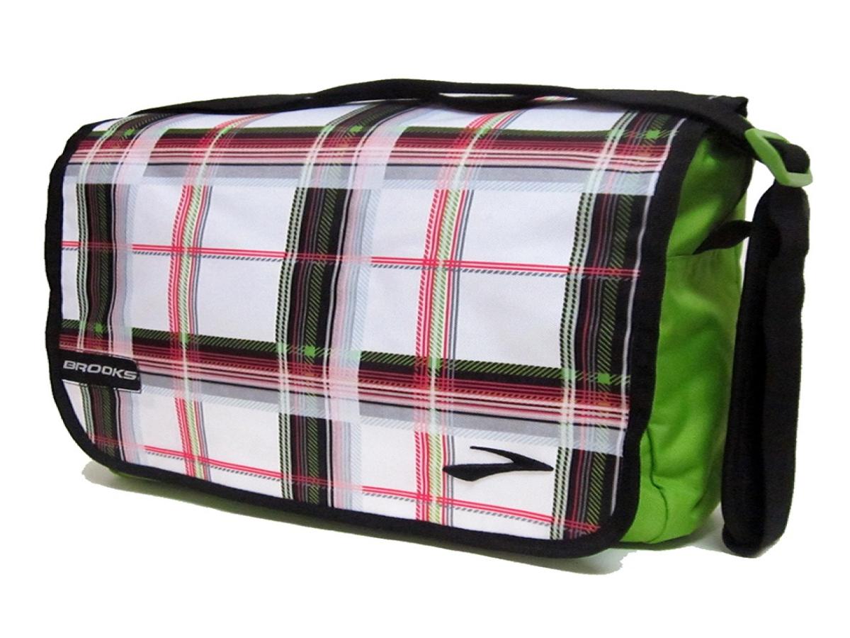 LOTE 130: MIX MALETAS, BOLSOS, CARTERAS, MOCHILAS