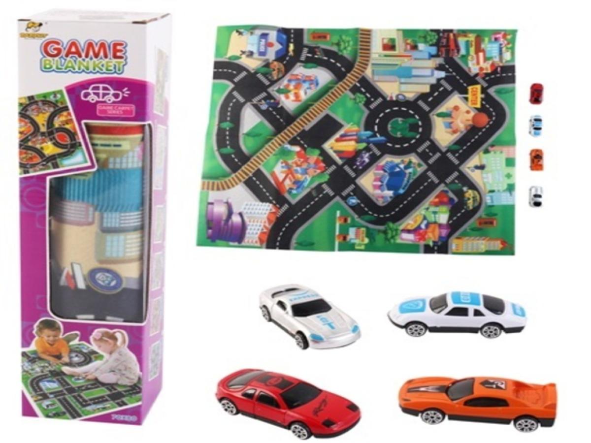 LOTE 325: CHESS GAME TIPO ALFOMBRA