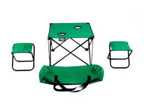 LOTE 100: 1 MESA + 2 SILLAS DE CAMPING