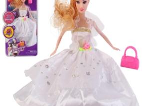 LOTE 209: MUNECA VESTIDO GALA